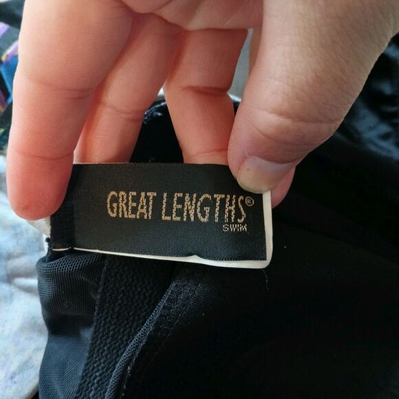 Great Lengths Size 18 One Piece Swimsuit Colorful Abstract Swimwear - Picture 4 of 5